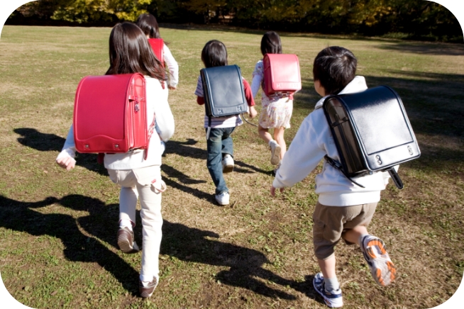 各小学校にて待ち合わせ